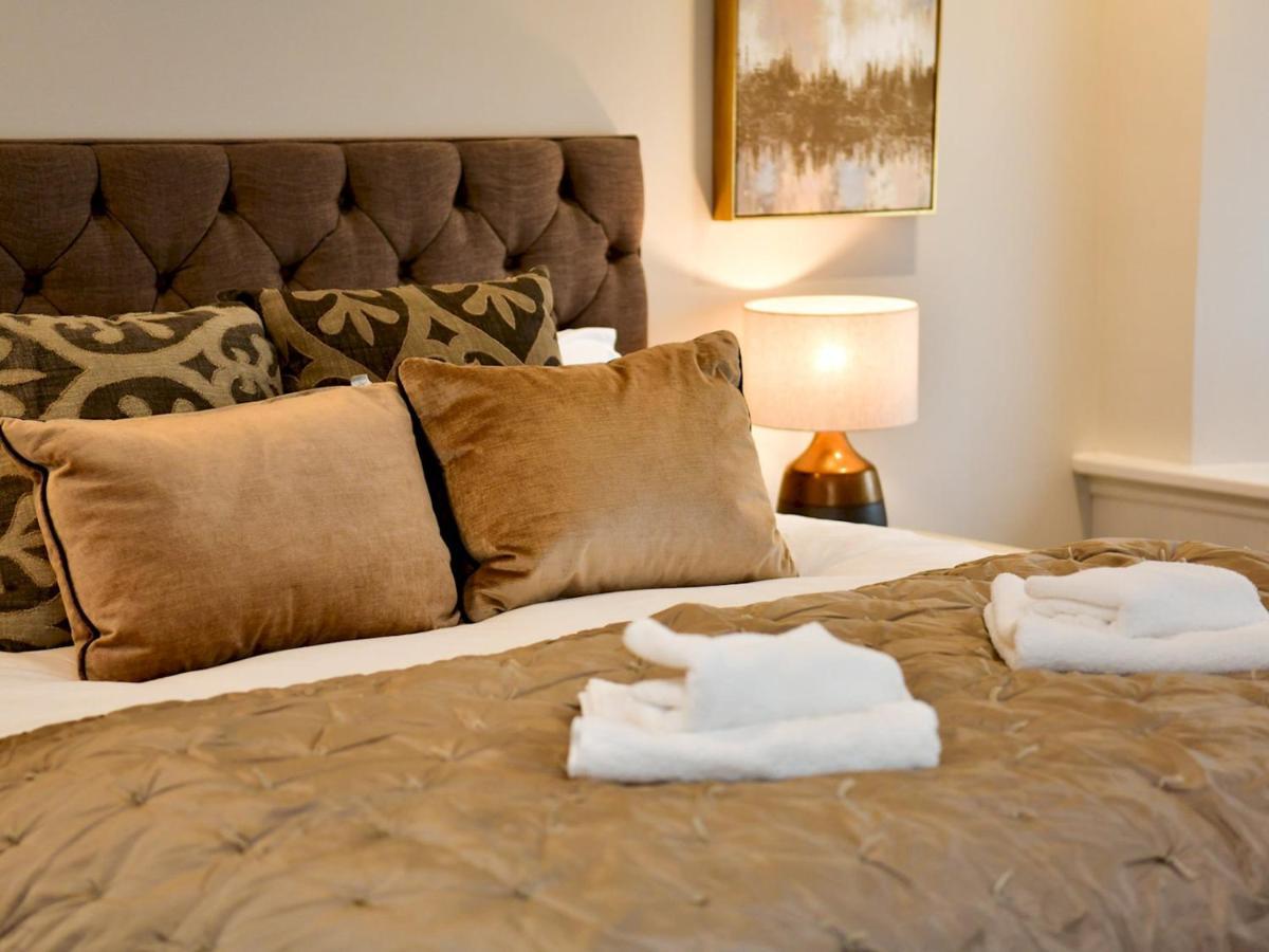 Pass The Keys Beautiful 2 Bed Apartment With Parking In The Bay Cardiff Buitenkant foto