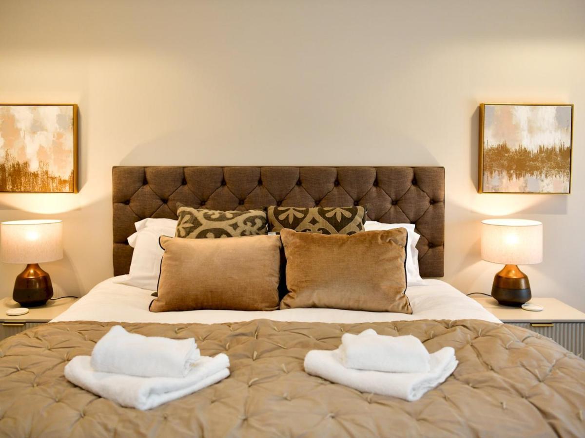 Pass The Keys Beautiful 2 Bed Apartment With Parking In The Bay Cardiff Buitenkant foto