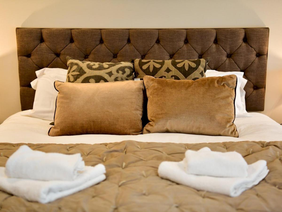 Pass The Keys Beautiful 2 Bed Apartment With Parking In The Bay Cardiff Buitenkant foto